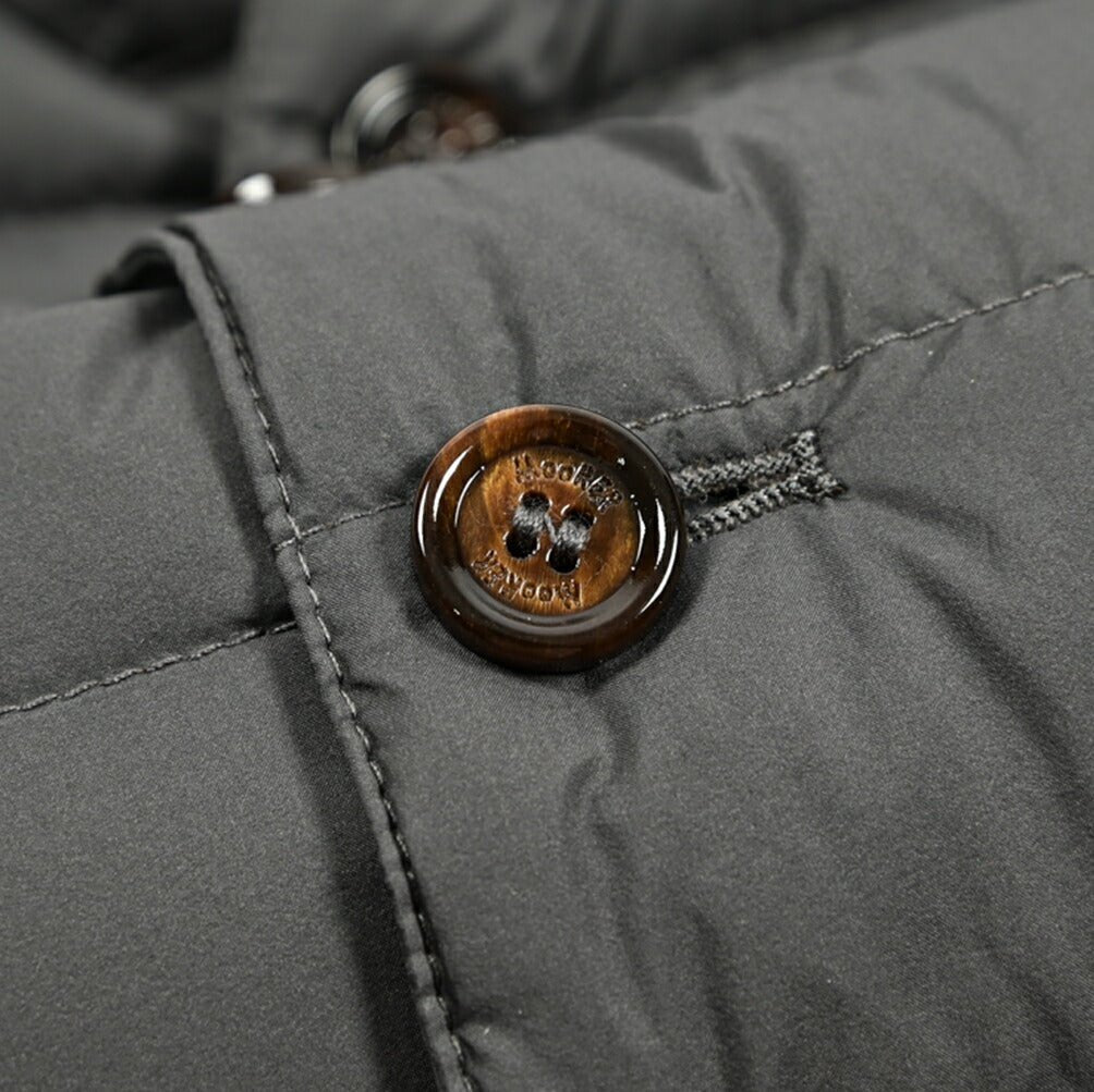 25SS MOORER SIDNEY - S3 スタンドカラーライトウェイトダウンベスト / ACQUA RESISTANT(撥水)|GUARDAROBA MILANO OFFICIAL STORE