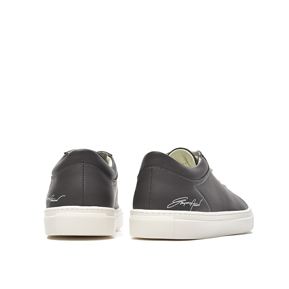 EMPORIO ARMANI カーフレザースニーカー