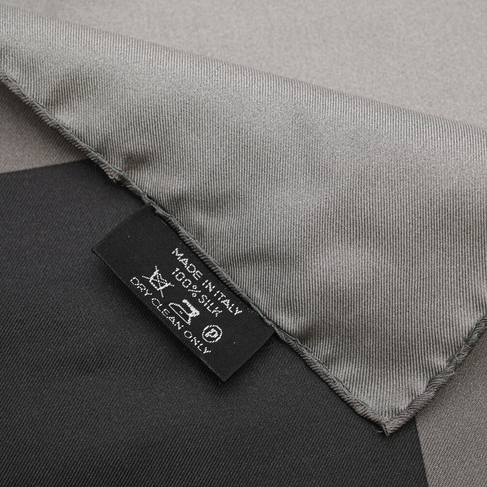 TOM FORD シルク100% ポケットチーフ