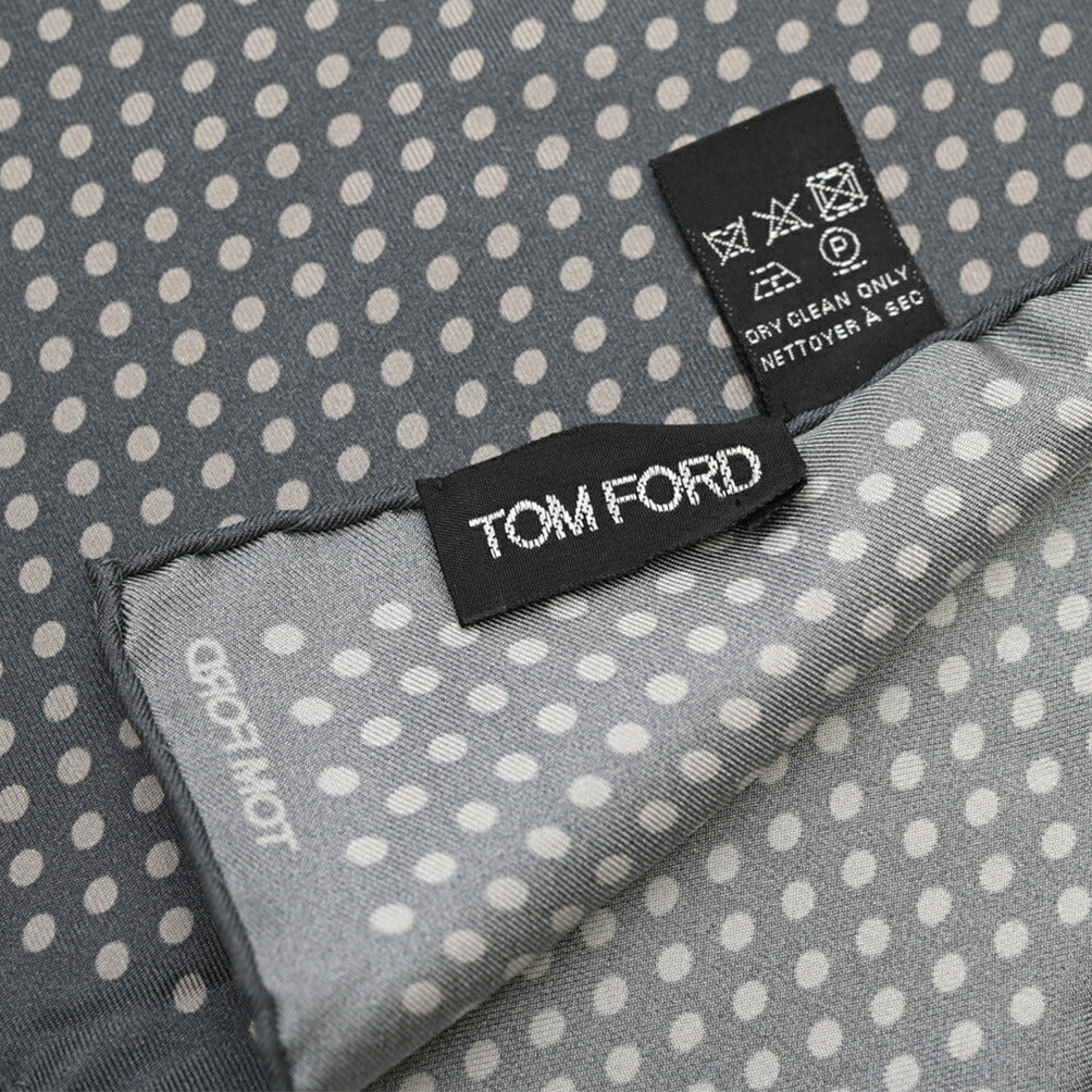 TOM FORD シルク100% ドット柄ポケットチーフ