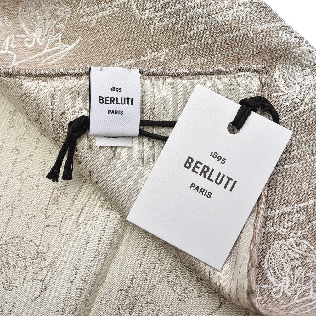 BERLUTI マルベリーシルク100% スクリット柄ポケットチーフ|421365|GUARDAROBA MILANO OFFICIAL STORE