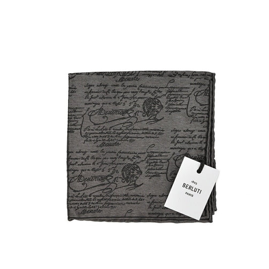 BERLUTI マルベリーシルク100% スクリット柄ポケットチーフ|421400|GUARDAROBA MILANO OFFICIAL STORE