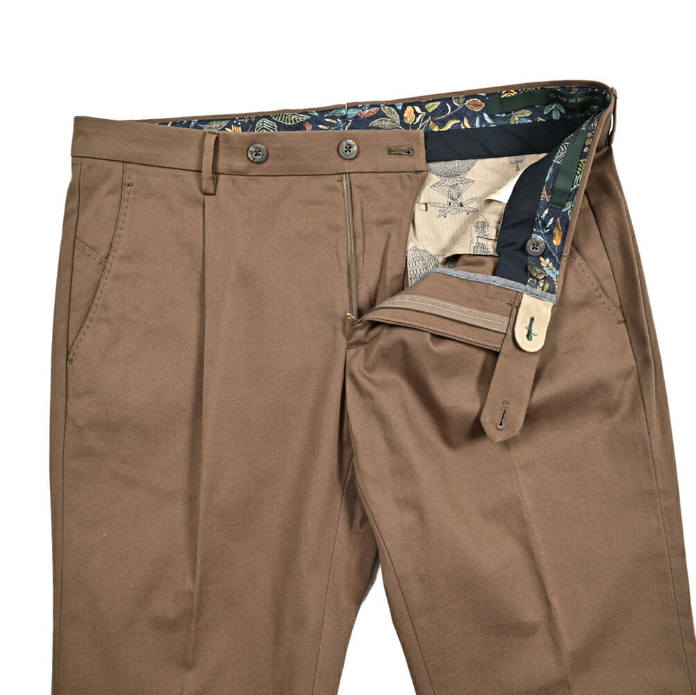 BERWICH "MORELLO" ストレッチコットン ワンタックスリムパンツ|425179 - 46|GUARDAROBA MILANO OFFICIAL STORE