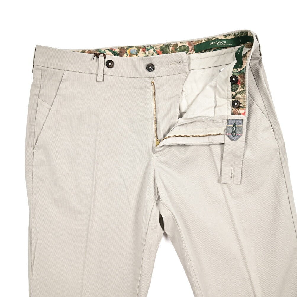 BERWICH "MORELLO" ストレッチコットン ノータックスリムパンツ|425196 - 48|GUARDAROBA MILANO OFFICIAL STORE