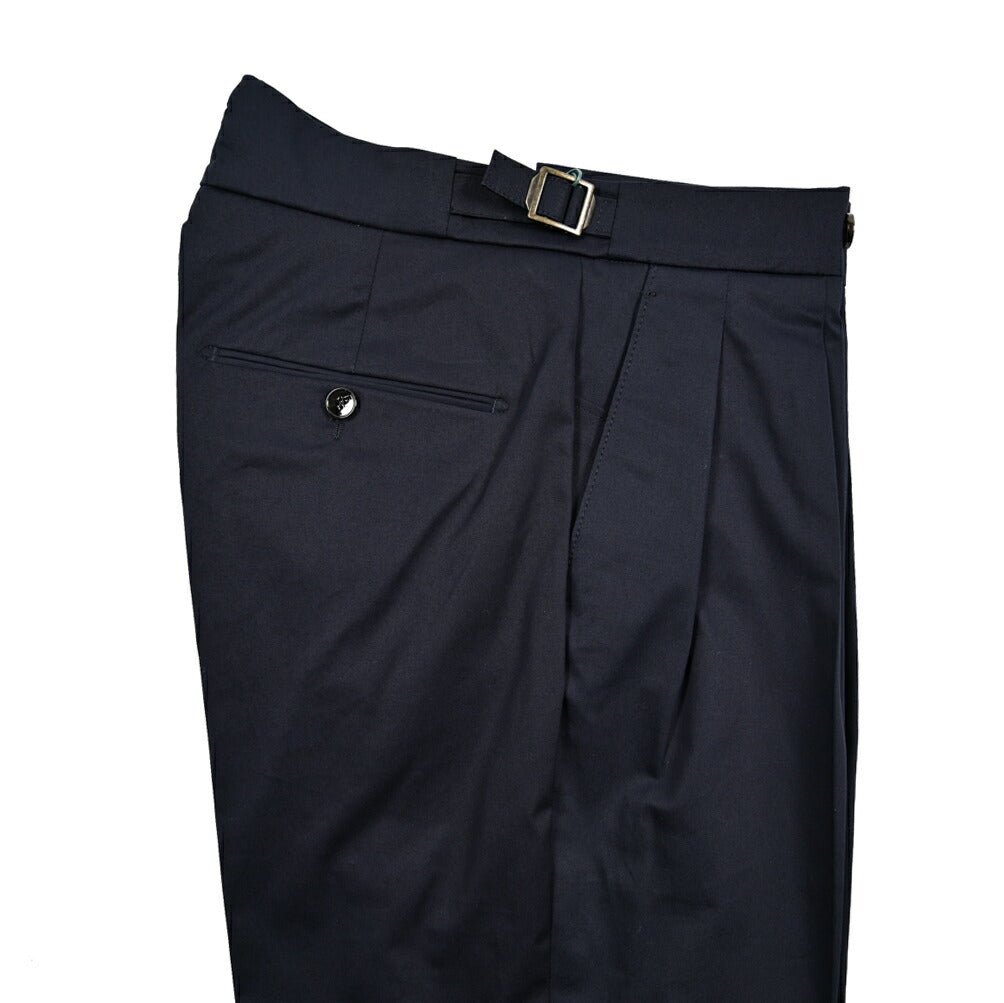 BERWICH "SCOTCH" ストレッチコットン ツータックパンツ|425114 - 44|GUARDAROBA MILANO OFFICIAL STORE