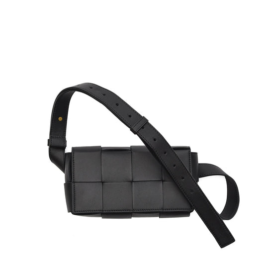 BOTTEGA VENETA マキシイントレチャートレザー ボディバッグ|415970|GUARDAROBA MILANO OFFICIAL STORE