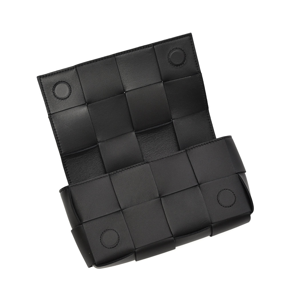 BOTTEGA VENETA マキシイントレチャートレザー ボディバッグ|415970|GUARDAROBA MILANO OFFICIAL STORE