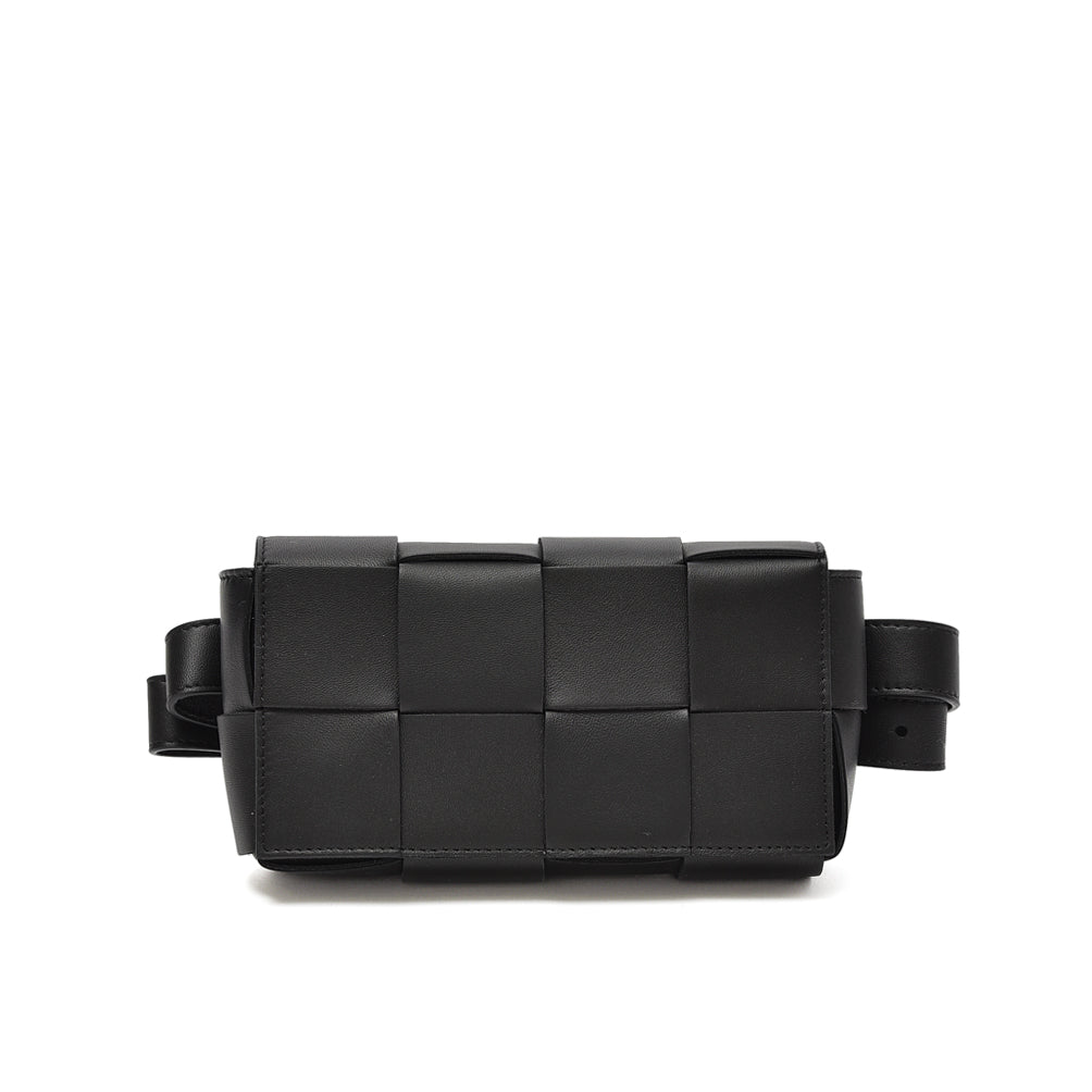 BOTTEGA VENETA マキシイントレチャートレザー ボディバッグ|415970|GUARDAROBA MILANO OFFICIAL STORE