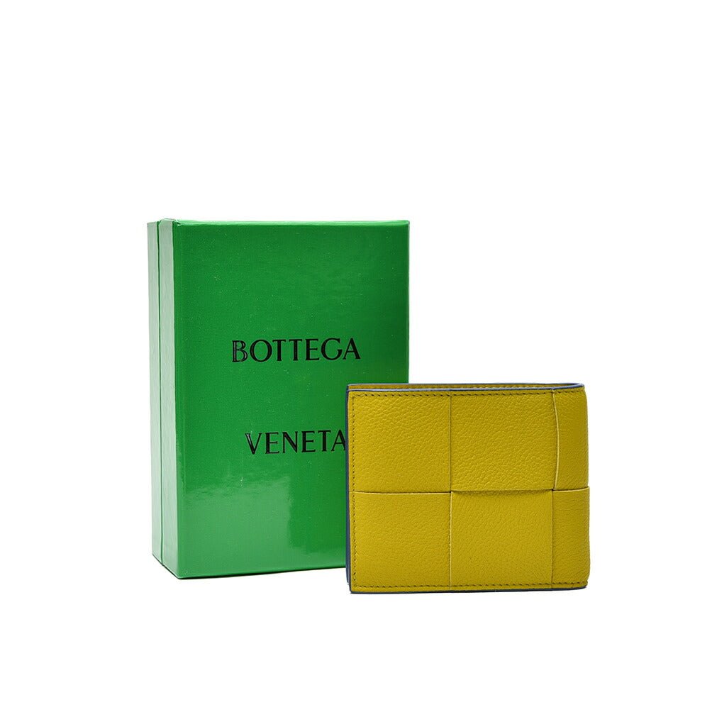 BOTTEGA VENETA カーフスキン イントレチャートレザーフォールディングウォレット(二つ折り財布)|415911|GUARDAROBA MILANO OFFICIAL STORE