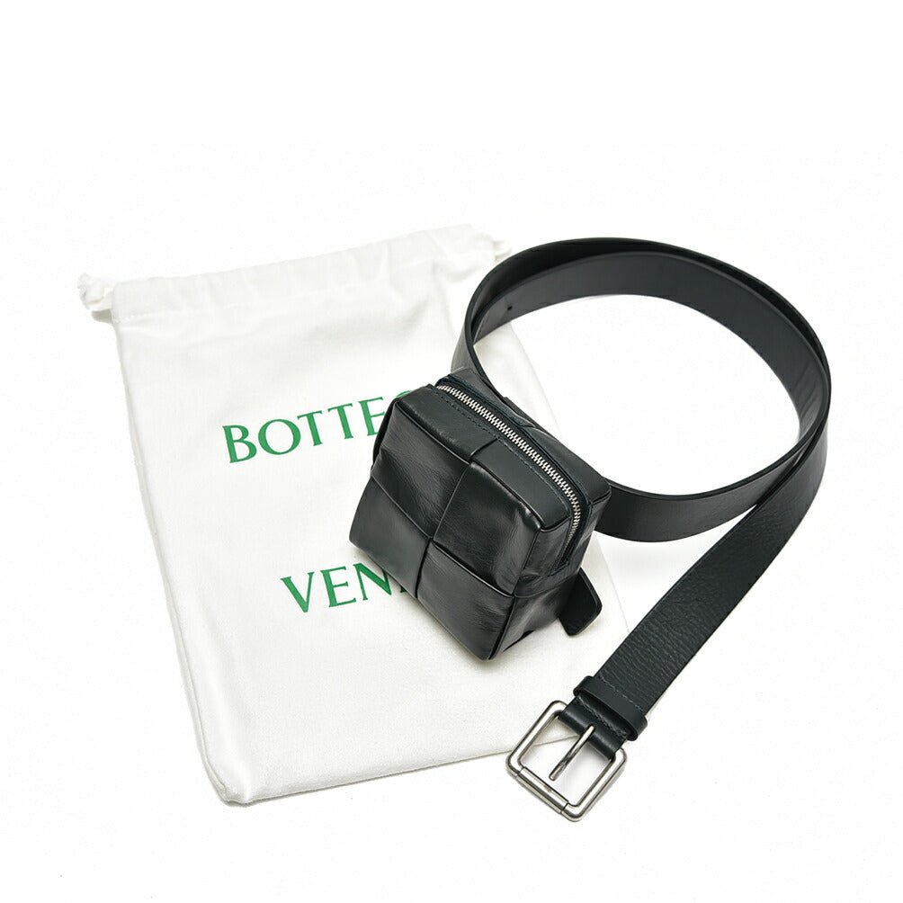 SALE|BOTTEGA VENETA マキシイントレチャートレザー カセットベルト|415892 - 100|GUARDAROBA MILANO OFFICIAL STORE