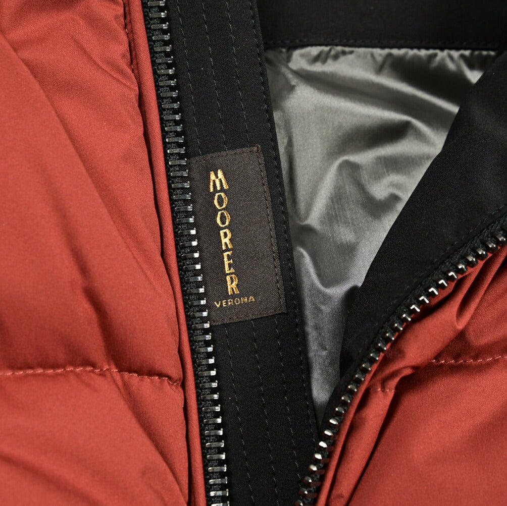 MOORER "FIRE - SKT" ポリエステル100% ダウンベストフーディー|418150 - 44|GUARDAROBA MILANO OFFICIAL STORE
