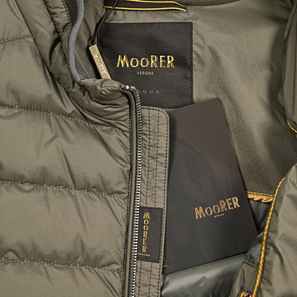 MOORER "STARUSS - S3" ストレッチナイロン スタンドカラーライトダウンジャケット / ACQUA RESISTANT(撥水)|418257|GUARDAROBA MILANO OFFICIAL STORE
