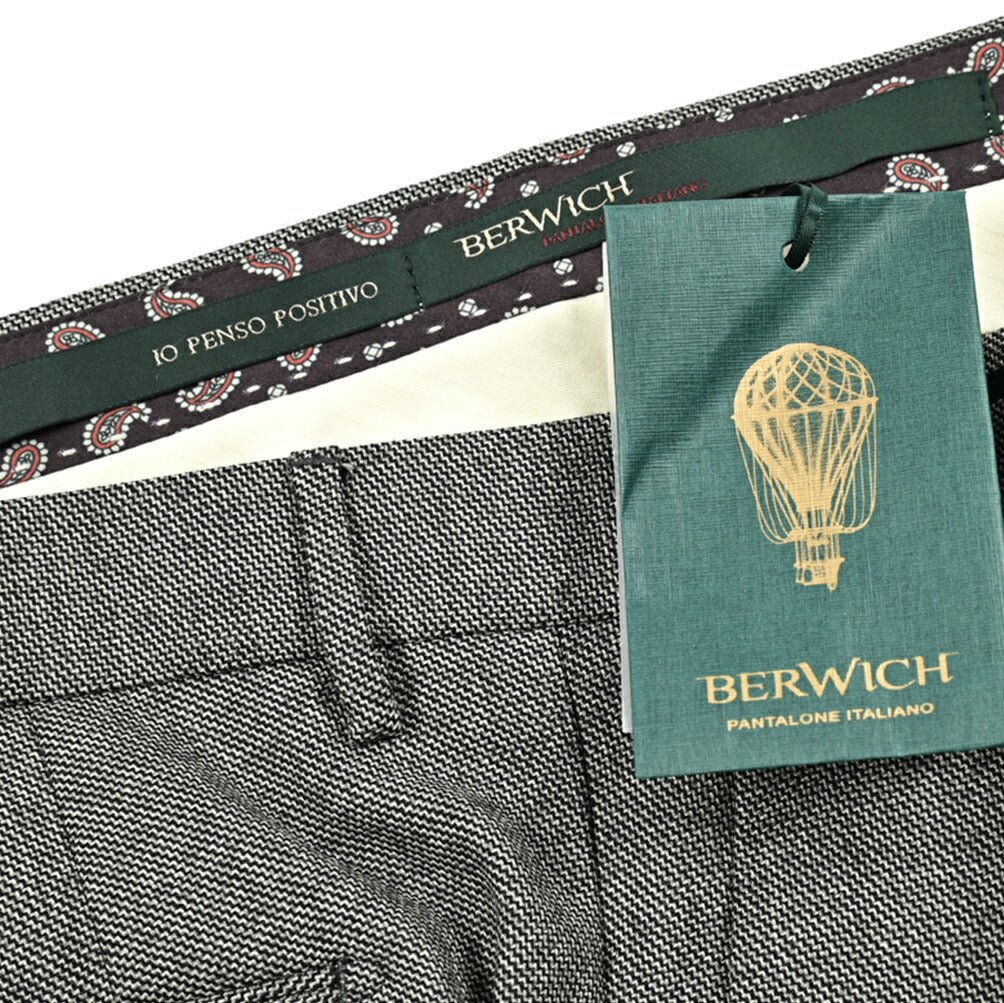SALE|BERWICH MORELLO ヴァージンウール100% シャークスキンワンタックスラックス|413389 - 46|GUARDAROBA MILANO OFFICIAL STORE