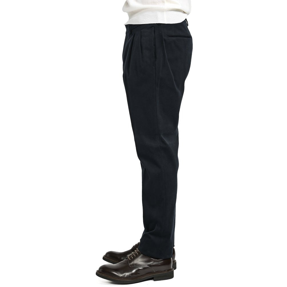 SALE|BERWICH BARBER ストレッチコットン ツータックチノスラックス|412027 - 48|GUARDAROBA MILANO OFFICIAL STORE