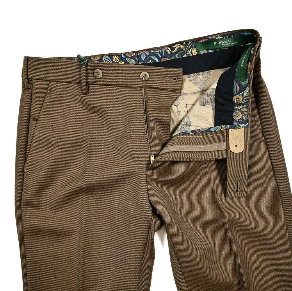 SALE|BERWICH MORELLO ヴァージンウール100% ツイル織ノータックスラックス|412122 - 52|GUARDAROBA MILANO OFFICIAL STORE
