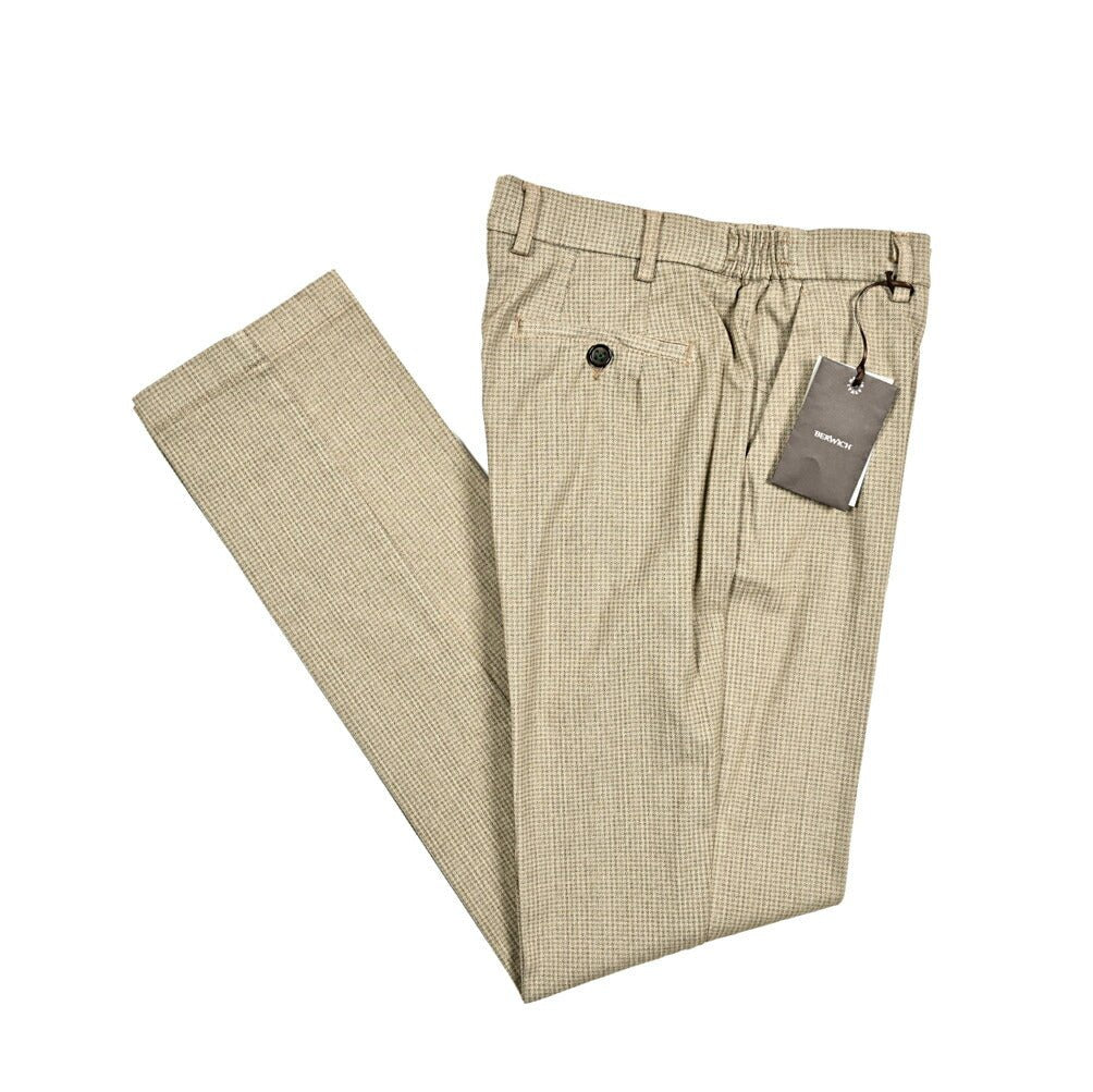 SALE|BERWICH MORELLO ストレッチコットン ノータックスラックス|412247 - 46|GUARDAROBA MILANO OFFICIAL STORE
