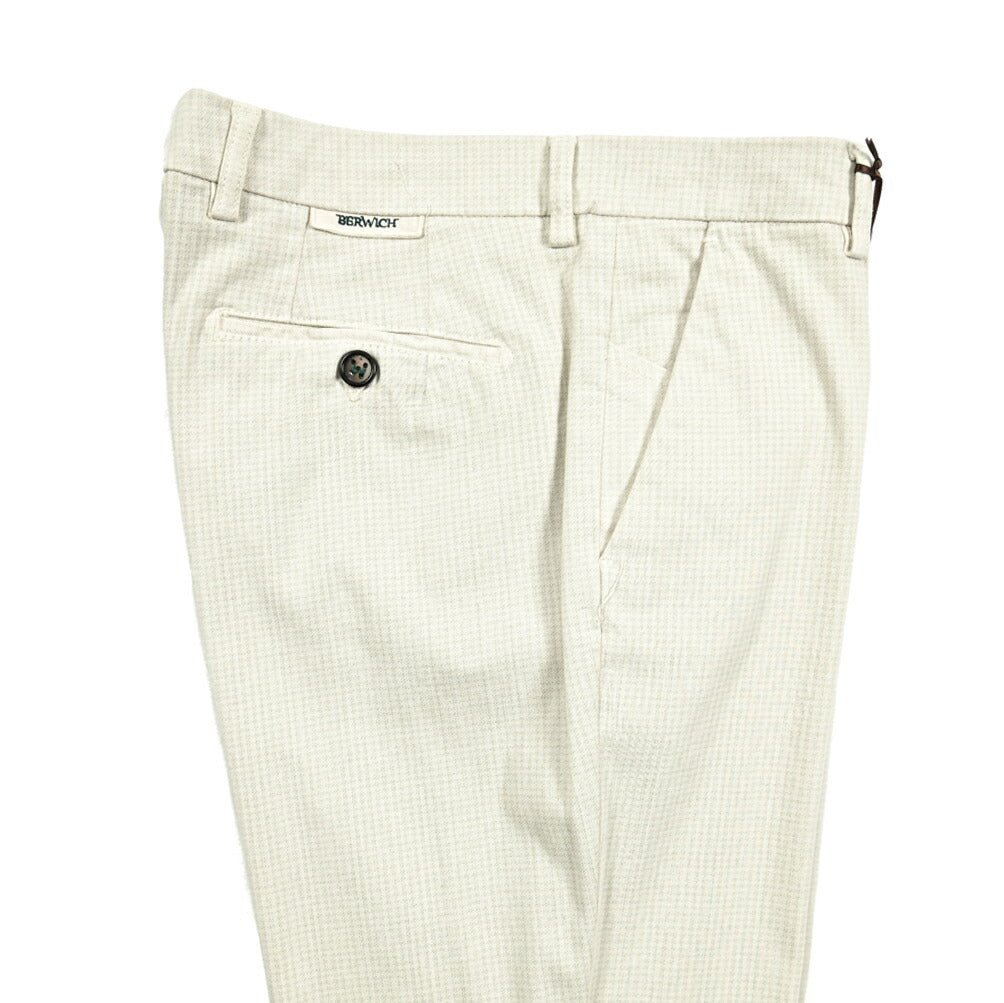 SALE|BERWICH MORELLO ストレッチコットン ノータックスラックス|411990 - 46|GUARDAROBA MILANO OFFICIAL STORE