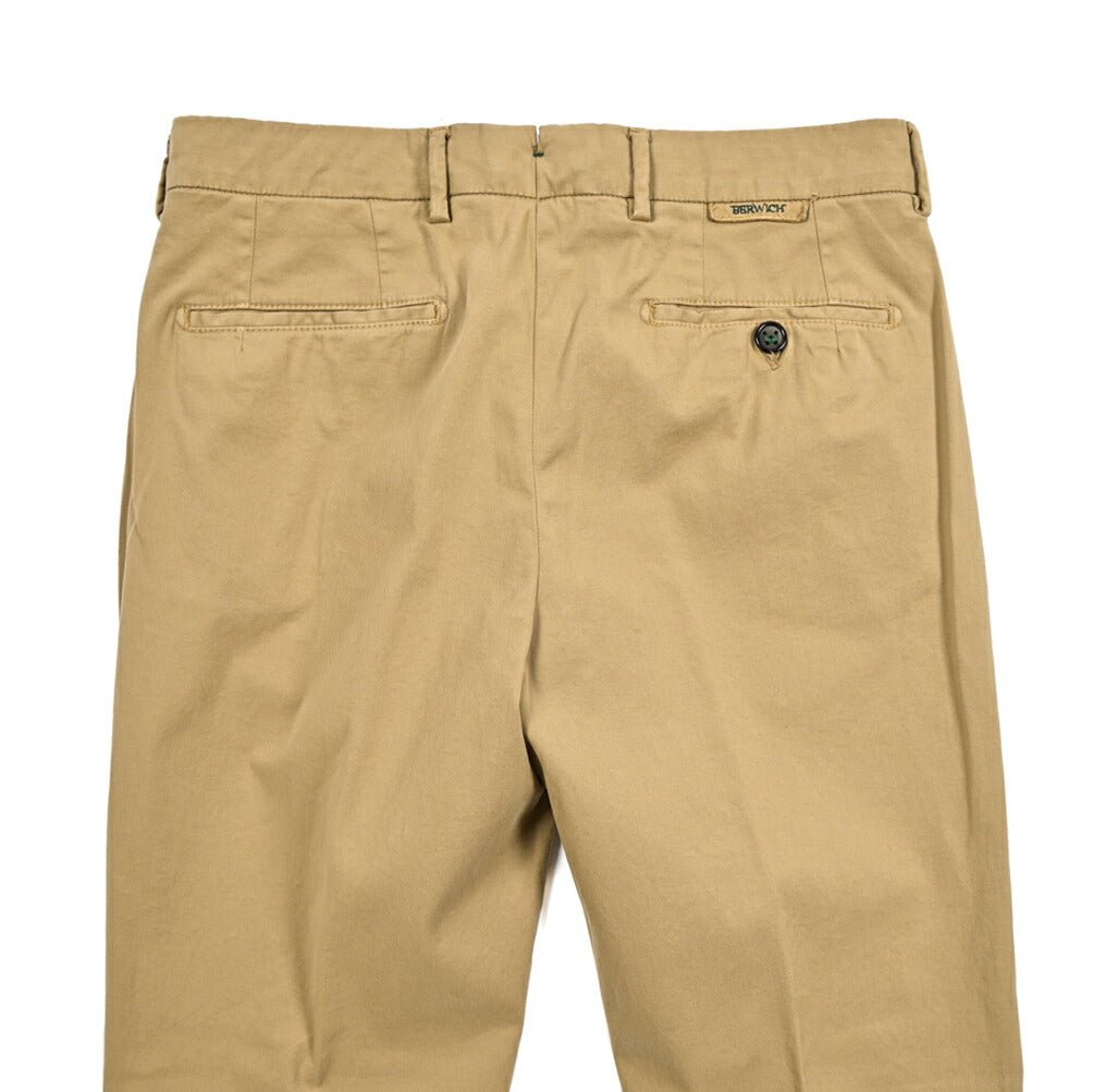SALE|BERWICH "MORELLO" ストレッチコットンチノ ノータックスリムスラックス|425161 - 46|GUARDAROBA MILANO OFFICIAL STORE