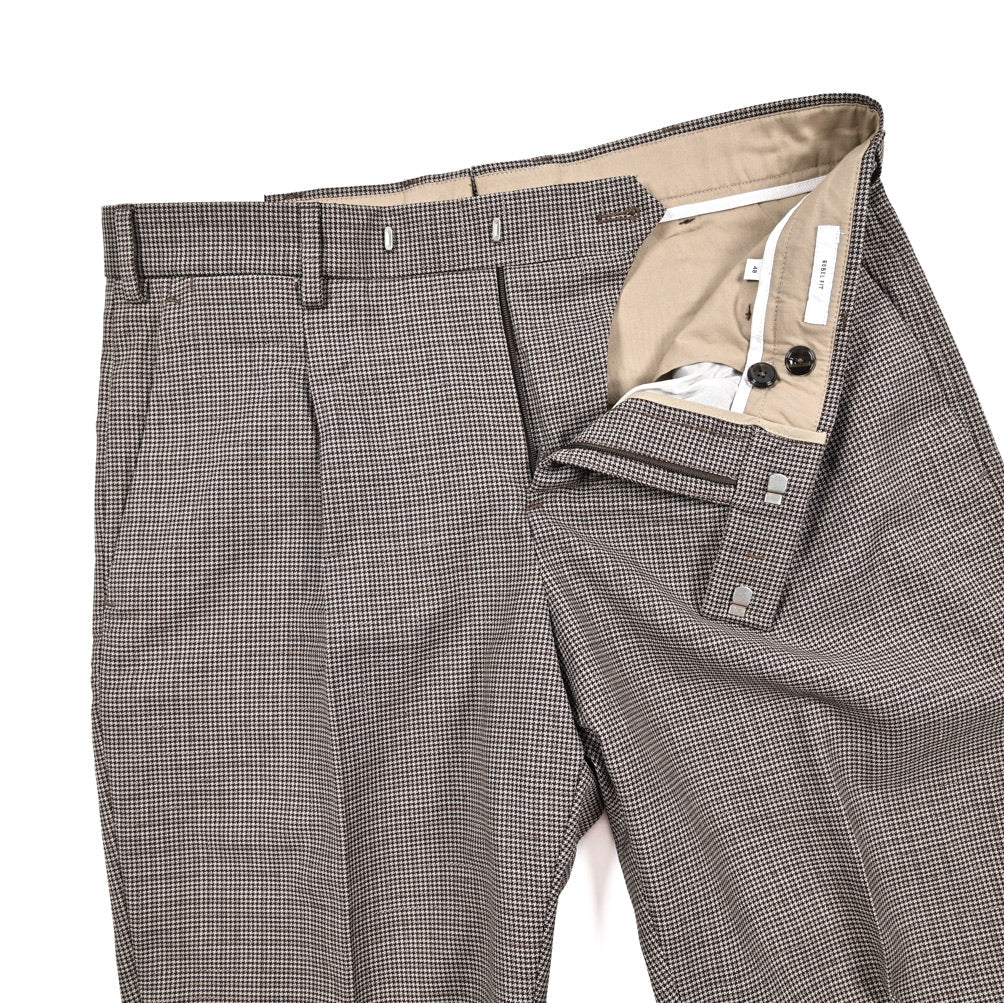 SALE|PT TORINO Edge "REBEL FIT" SUPER100’s ヴァージンウール100% ワンタックスラックス|423021 - 44|GUARDAROBA MILANO OFFICIAL STORE