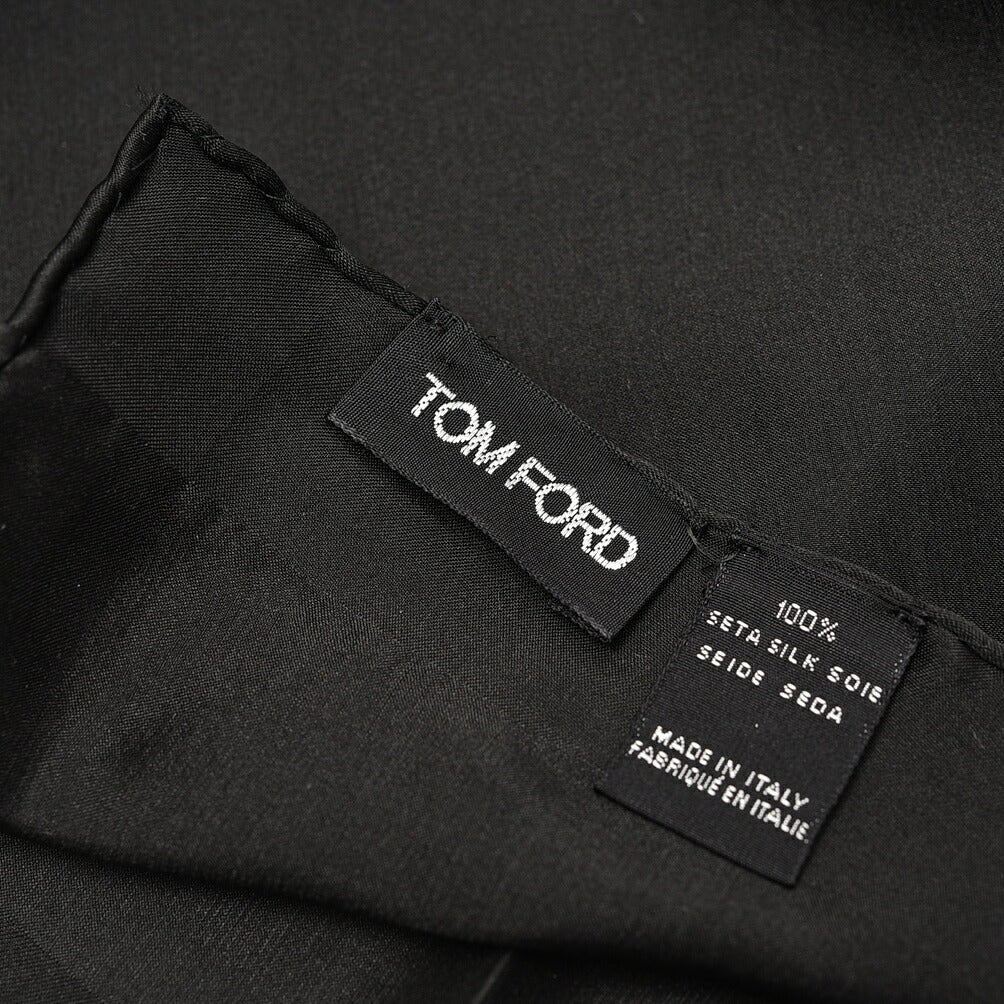 TOM FORD シルク100% ポケットチーフ|428762|GUARDAROBA MILANO OFFICIAL STORE