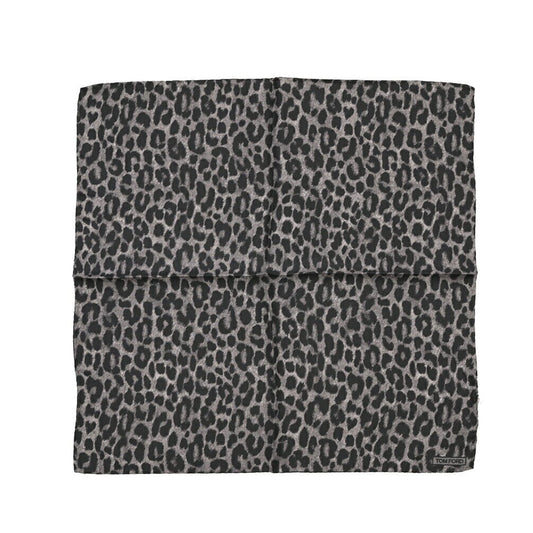 TOM FORD シルク100% ポケットチーフ グレー 38cm×38cm | GUARDAROBA MILANO OFFICIAL STORE