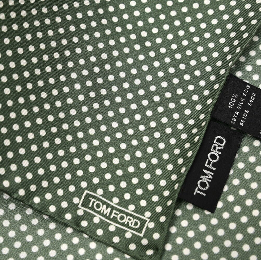 TOM FORD シルク100% ドット柄ポケットチーフ|428984|GUARDAROBA MILANO OFFICIAL STORE