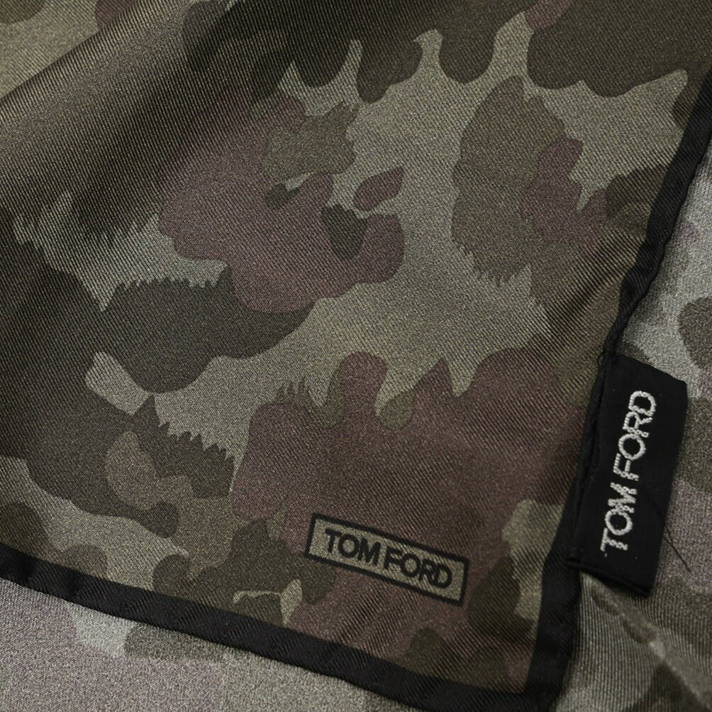 TOM FORD シルク100% 総柄ポケットチーフ|428992|GUARDAROBA MILANO OFFICIAL STORE