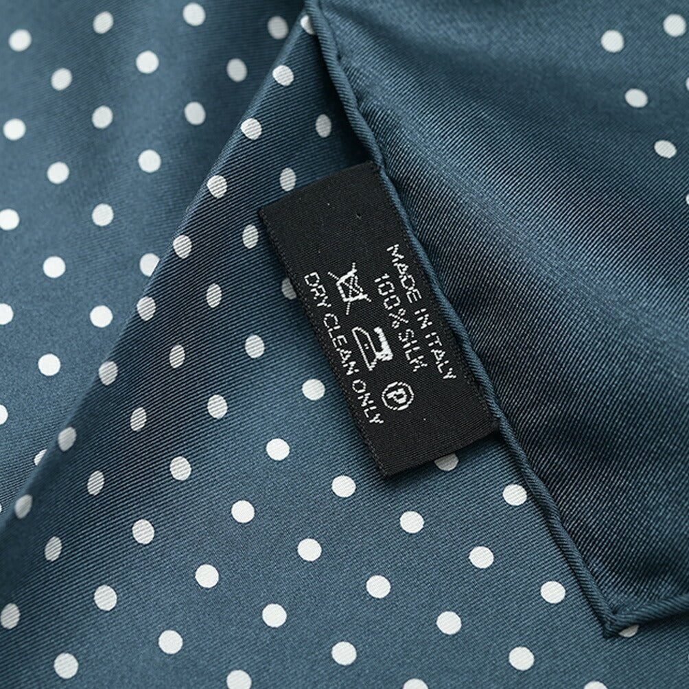 TOM FORD シルク100% ポケットチーフ|409869|GUARDAROBA MILANO OFFICIAL STORE