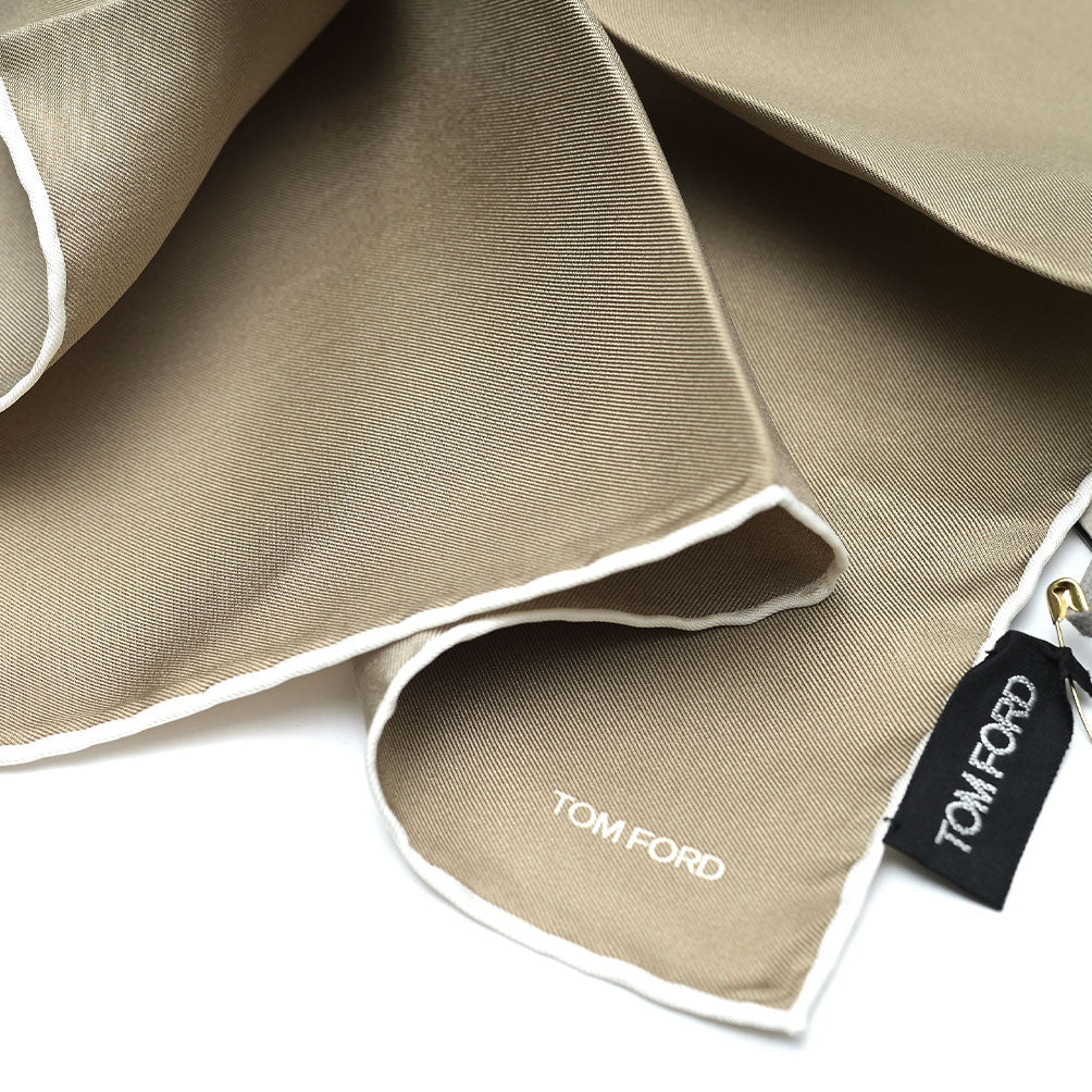 TOM FORD シルク100% ポケットチーフ|409687|GUARDAROBA MILANO OFFICIAL STORE