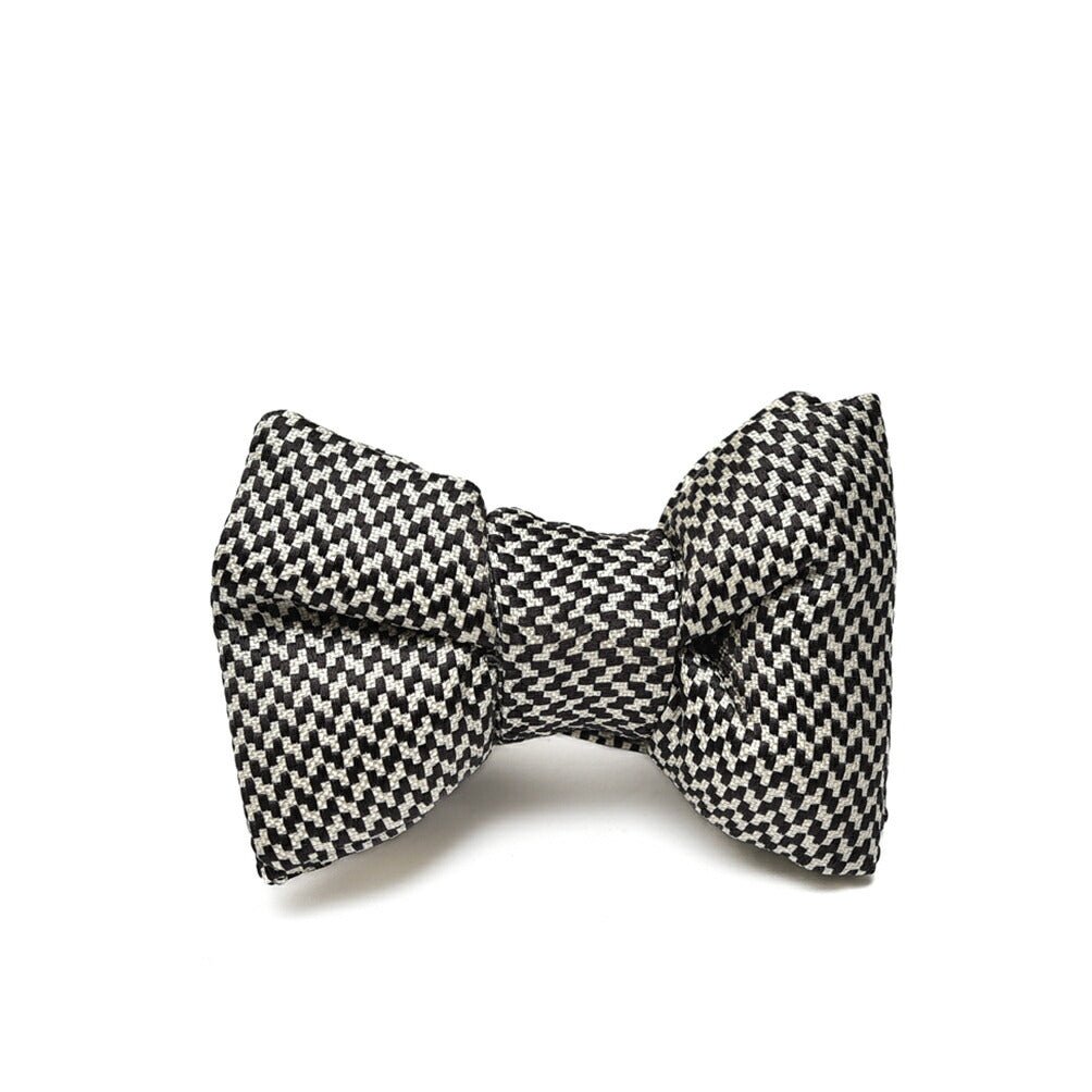 TOM FORD シルク100% 蝶ネクタイ(パピヨン/ボウタイ)|GUARDAROBA MILANO OFFICIAL STORE