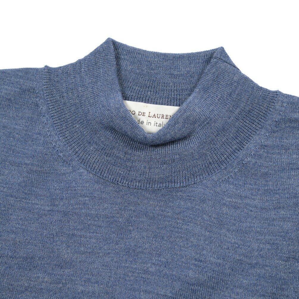 26 - 27AW FILIPPO DE LAURENTIIS メリノウール100% モックネックニットセーター / SUPERFINE 120's ブルーグレー 46 | GUARDAROBA MILANO OFFICIAL STORE