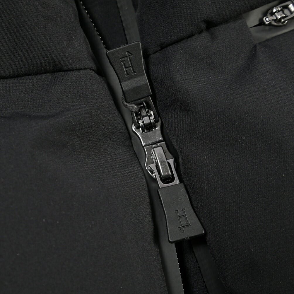 26-27AW HERNO “FUNCTIONAL WARDROBE” PRO-METEO フード付きダウンジャケット ブラック 38 | GUARDAROBA MILANO OFFICIAL STORE