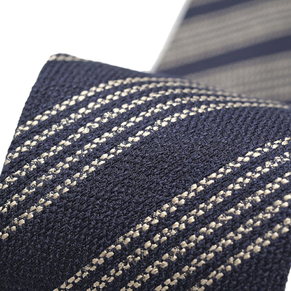 26-27AW TAGLIATORE ウール混シルク レジメンタルネクタイ ネイビー 148cm×7.5cm | GUARDAROBA MILANO OFFICIAL STORE