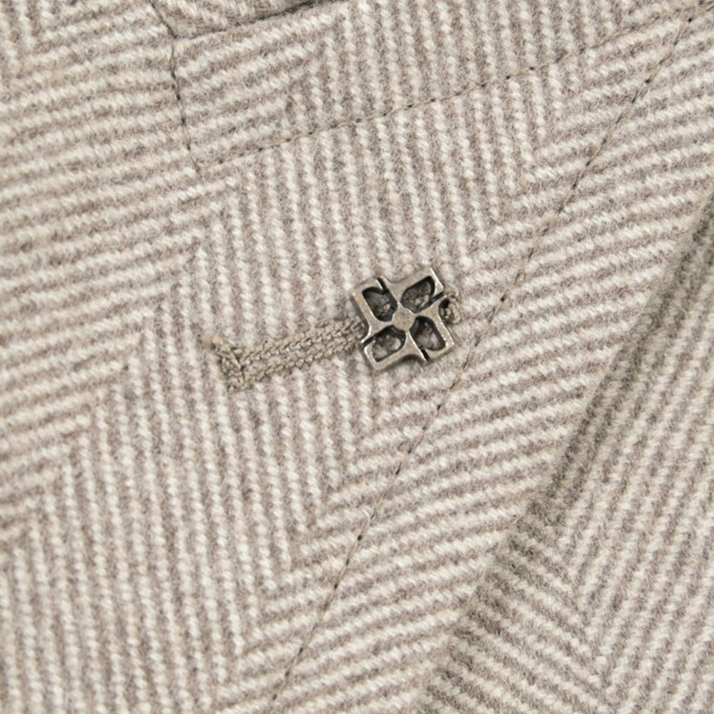 26-27AW TAGLIATORE “C-RUPERT” ヴァージンウール100% 6Bダブルヘリンボーンコート / Exclusive Garment ベージュ 48 | GUARDAROBA MILANO OFFICIAL STORE