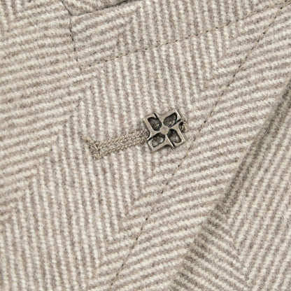 26-27AW TAGLIATORE “C-RUPERT” ヴァージンウール100% 6Bダブルヘリンボーンコート / Exclusive Garment ベージュ 48 | GUARDAROBA MILANO OFFICIAL STORE