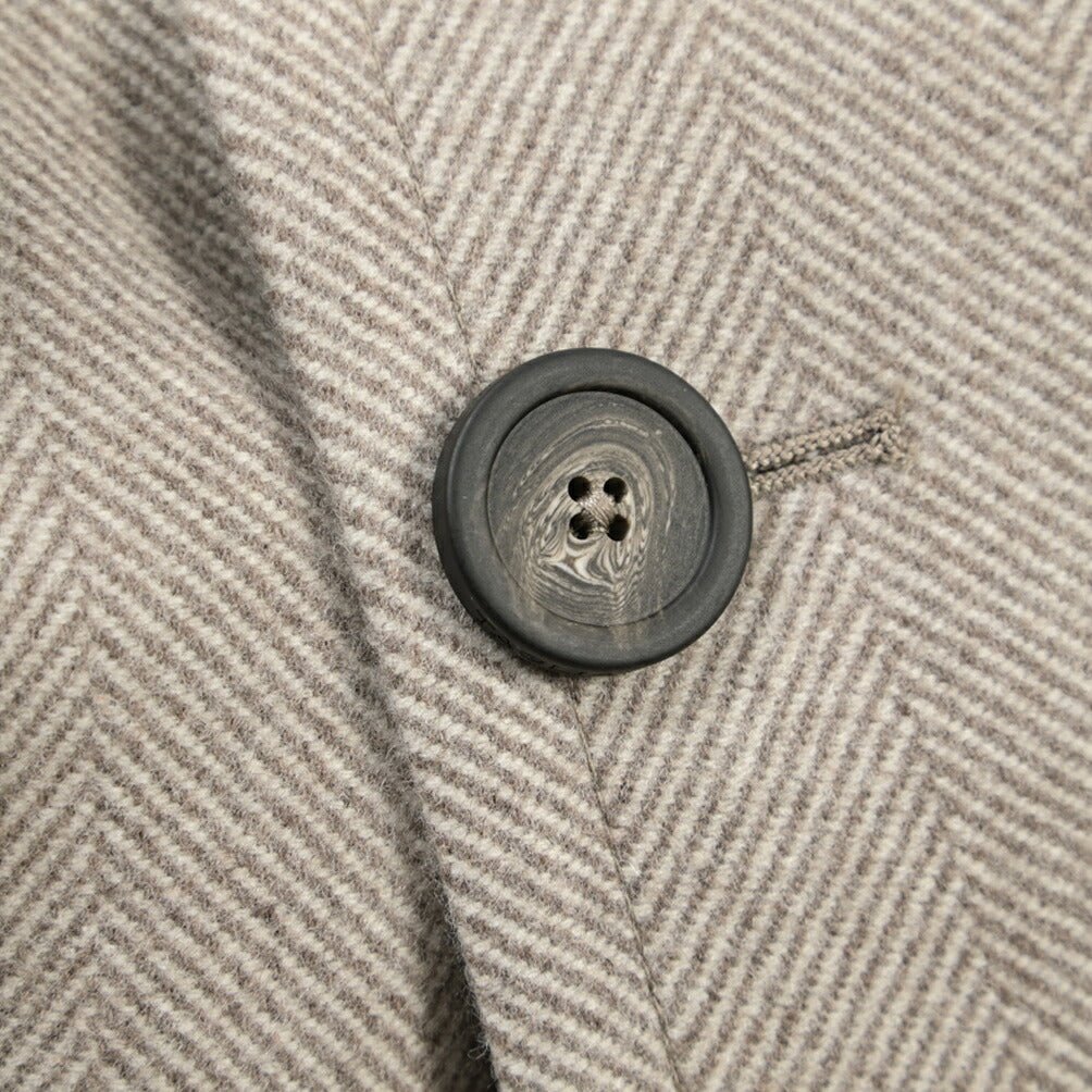 26-27AW TAGLIATORE “C-RUPERT” ヴァージンウール100% 6Bダブルヘリンボーンコート / Exclusive Garment ベージュ 48 | GUARDAROBA MILANO OFFICIAL STORE