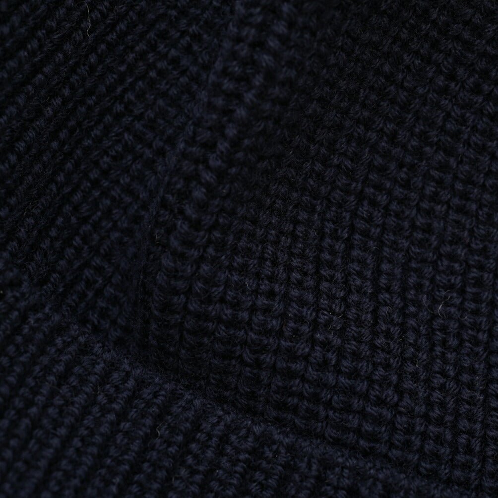 26-27AW TAGLIATORE “GROUSE” エクストラファインメリノウール100% ニットキャップ ネイビー 50cm×21cm | GUARDAROBA MILANO OFFICIAL STORE