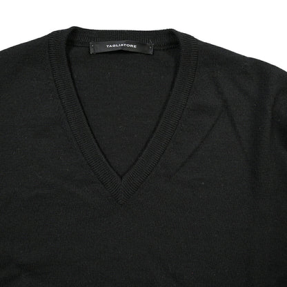 26-27AW TAGLIATORE “MICK” ヴァージンウール100% Vネックニットセーター ブラック 50 | GUARDAROBA MILANO OFFICIAL STORE