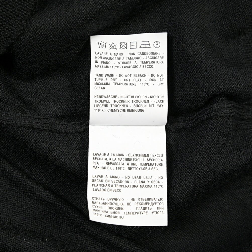 26-27AW TAGLIATORE “MICK” ヴァージンウール100% Vネックニットセーター ブラック 50 | GUARDAROBA MILANO OFFICIAL STORE