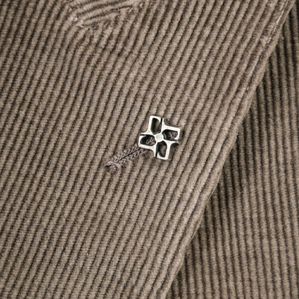 26-27AW TAGLIATORE “MONTECARLO” カシミヤ混コットン 6Bダブル中畝コーデュロイスーツ / ZEGNA製生地(CASHCO) ブラウン 48 | GUARDAROBA MILANO OFFICIAL STORE