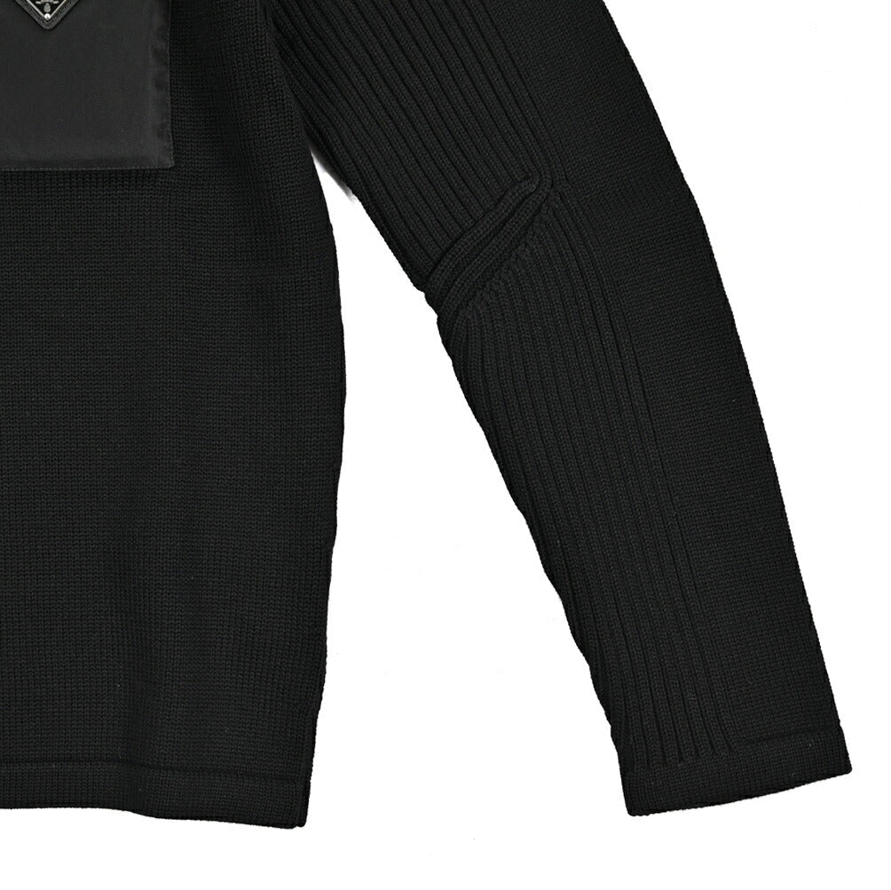 26SS PRADA GIROCOLLO ヴァージンウール100% トライアングルロゴニットセーター｜435841-46｜GUARDAROBA MILANO OFFICIAL STORE