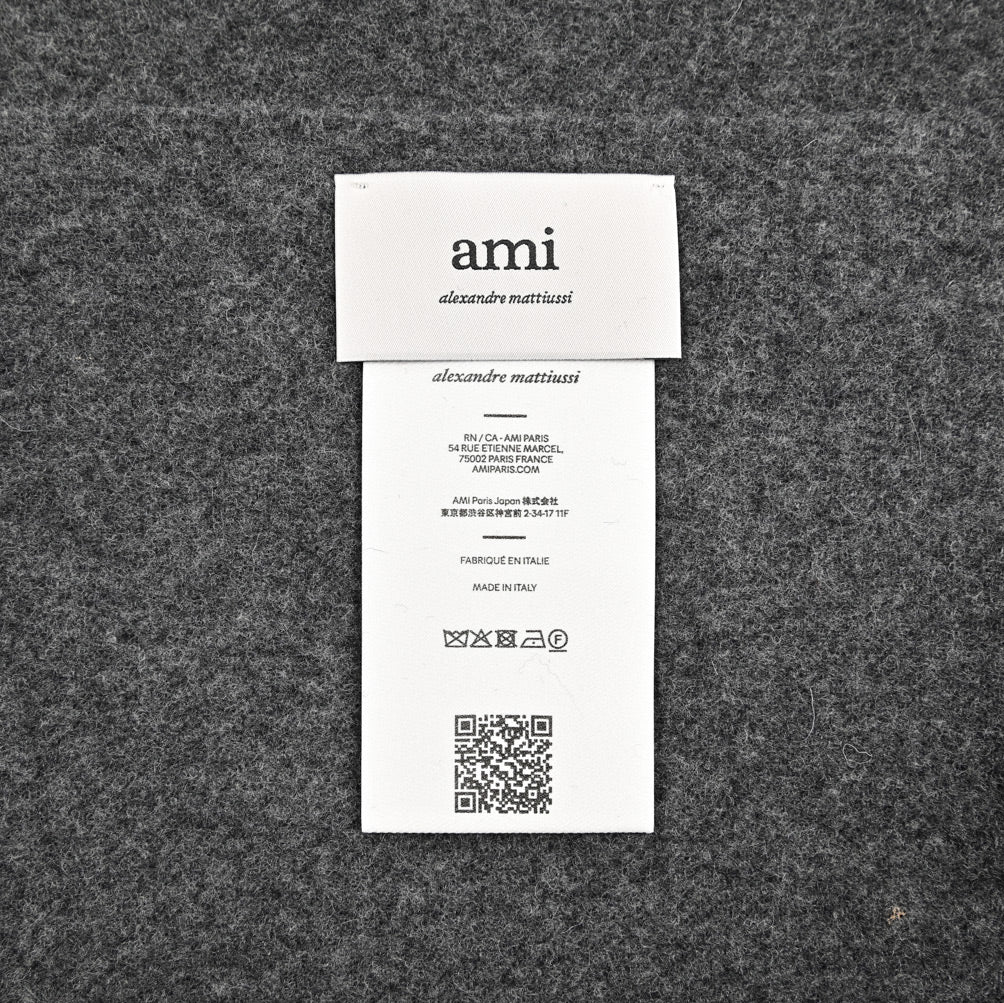 25-26AW AMI PARIS ウール100% ワンポイントロゴマフラー
