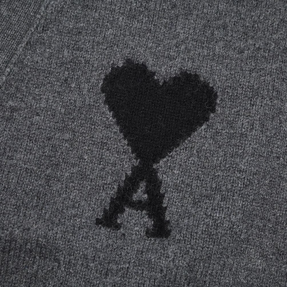 25-26AW AMI PARIS ヴァージンウール100% ワンポイントロゴニットカーディガン