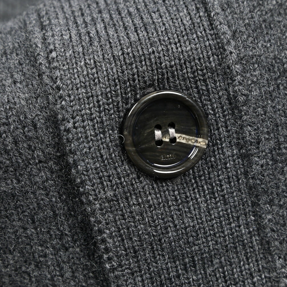 25-26AW AMI PARIS ヴァージンウール100% ワンポイントロゴニットカーディガン