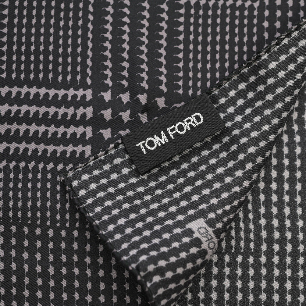 TOM FORD シルク100% ポケットチーフ
