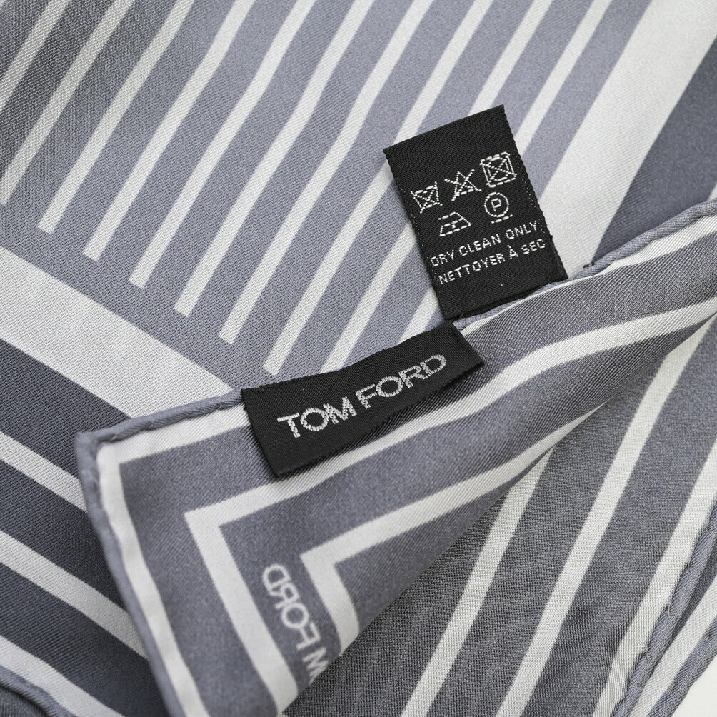 TOM FORD シルク100% 幾何柄ポケットチーフ