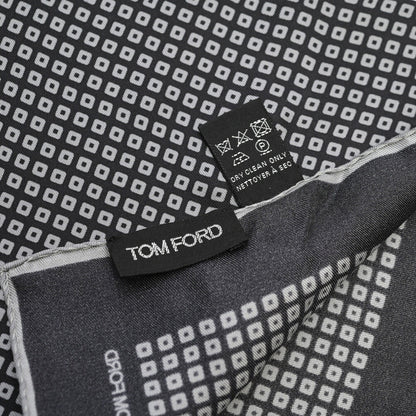 TOM FORD シルク100% 幾何柄ポケットチーフ