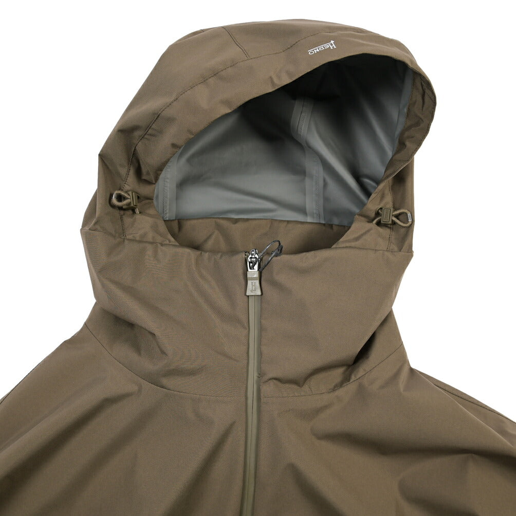 HERNO “FUNCTIONAL WARDROBE” ポリエステル100% フード付きライトコート PRO-METEO 撥水 防風 透湿 / レディース
