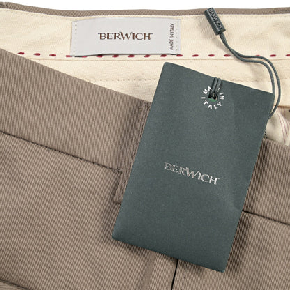BERWICH “CHIAIA LONG 1P” コットン100% ワンタックチノパンツ