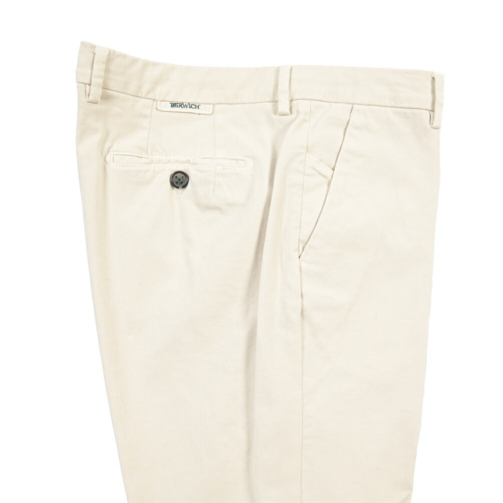 BERWICH “MORELLO-GD” ストレッチコットン ノータックチノパンツ